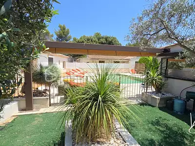 Maison, 243 m²