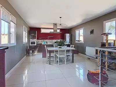Maison, 209 m²