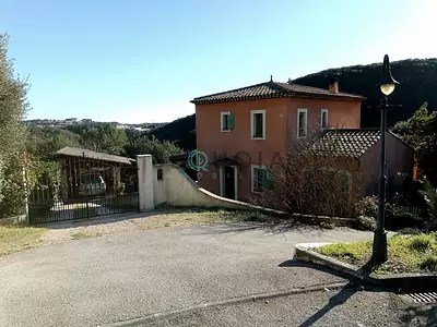 Maison, 106 m²