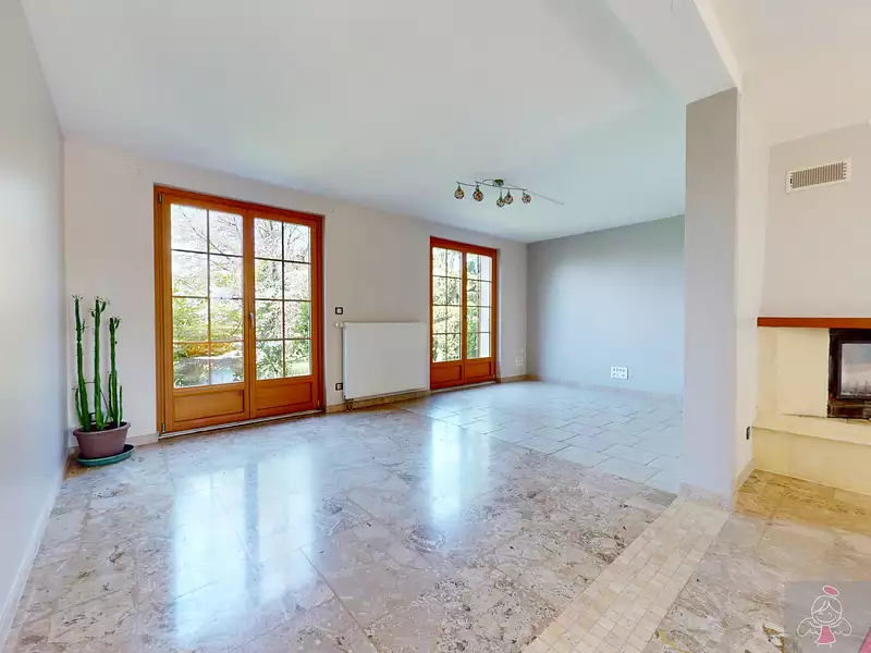 Maison, 179 m²
