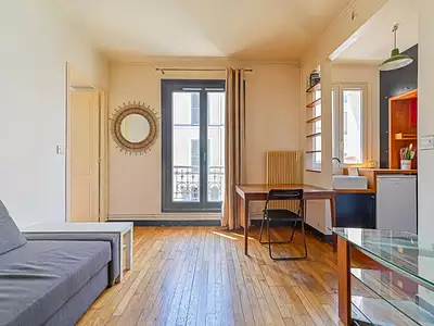 286 000 € 9 226 €/m² Appartement • 31 m² • 2 pièces • 1 chambre Paris 18ème (75018)