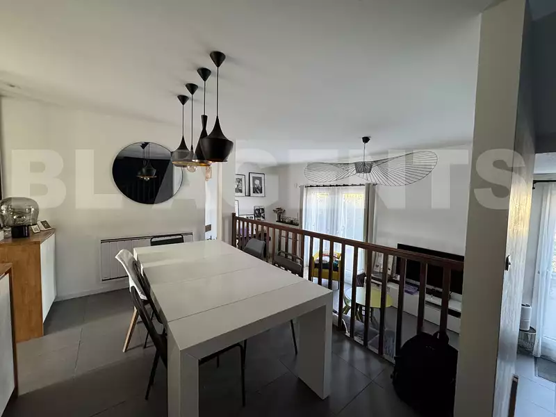 Maison, 150 m²