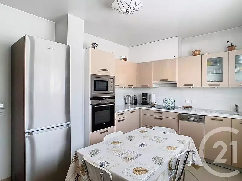 Maison, 279 m²