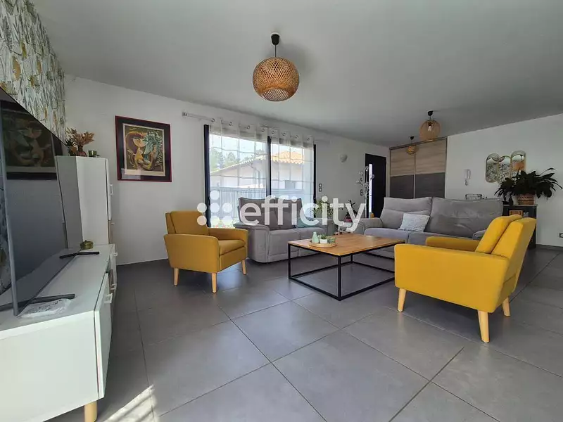 Maison, 110 m²