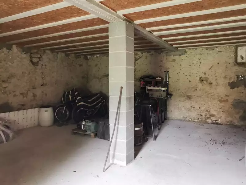 Maison, 900 m²