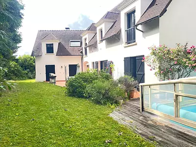 Maison, 271 m²