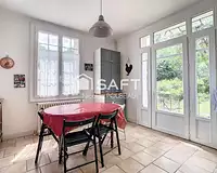 Maison, 240 m²
