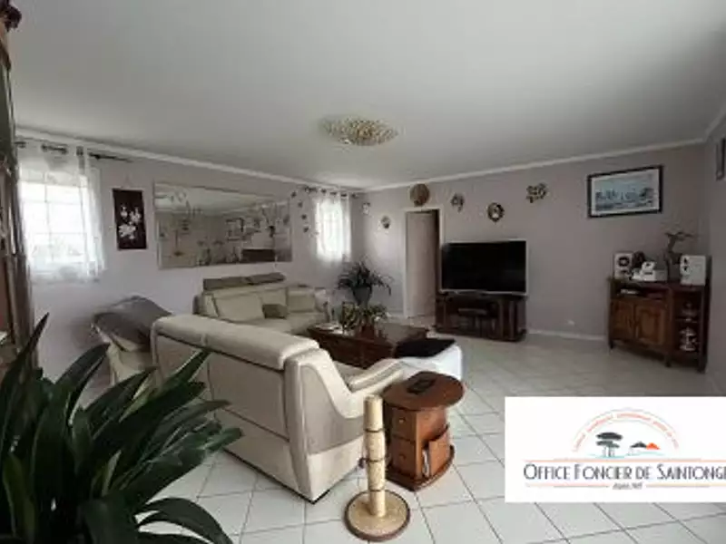 Maison, 222 m²