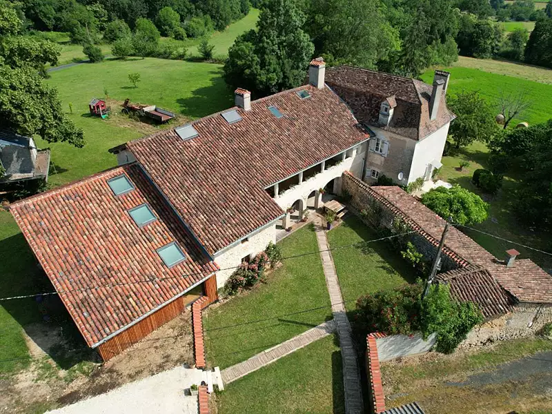 Maison, 390 m²