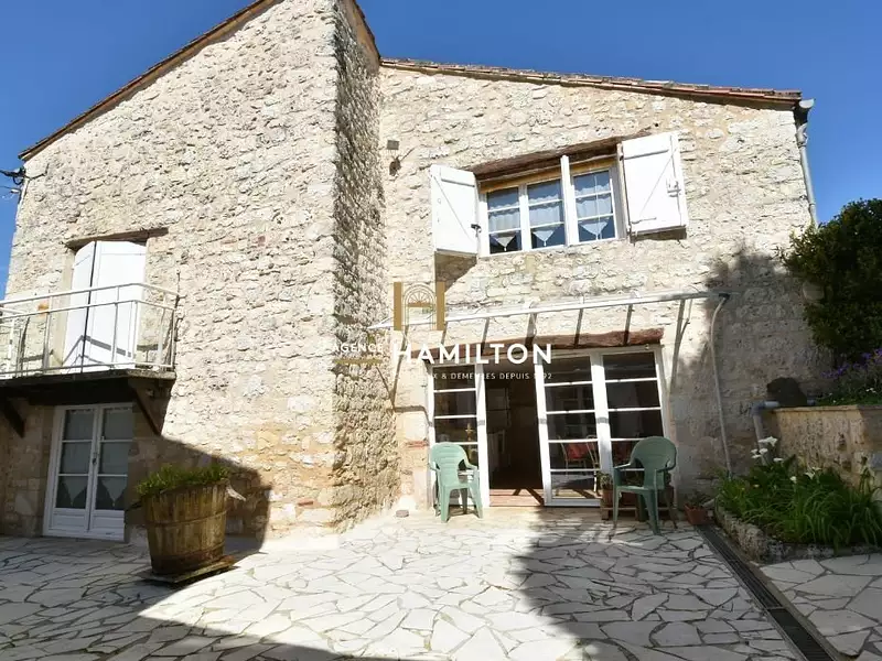 Maison, 223 m²
