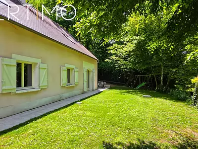 Maison, 242 m²