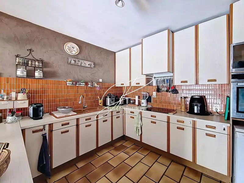 Maison, 166 m²