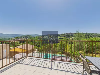 Maison, 267 m²