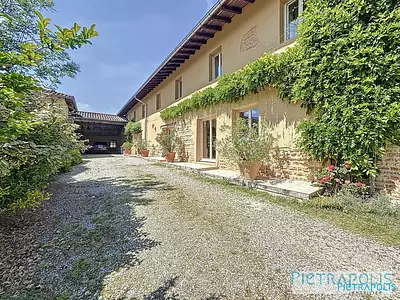 Maison, 320 m²