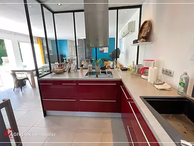 Maison, 99 m²