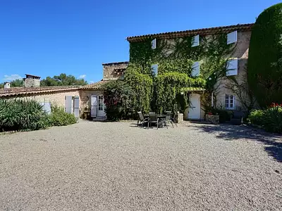 Maison, 360 m²