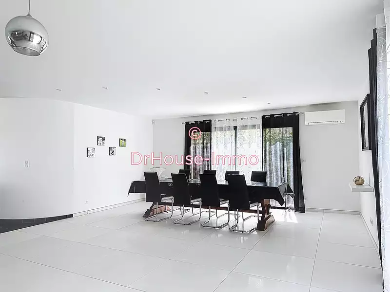 Maison, 160 m²