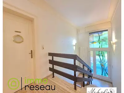 Maison, 240 m²