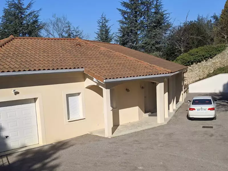 Maison, 230 m²
