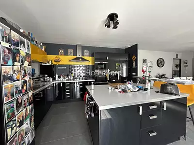Maison, 130 m²