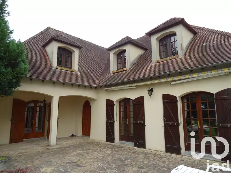 Maison, 195 m²