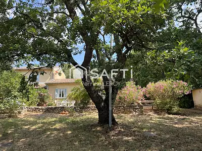 Maison, 217 m²