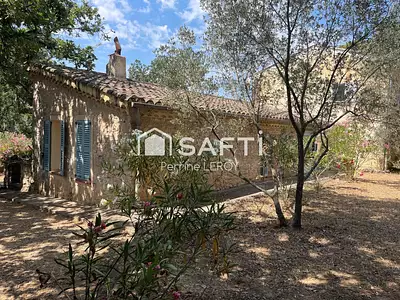 Maison, 217 m²