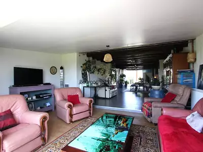 Maison, 248 m²