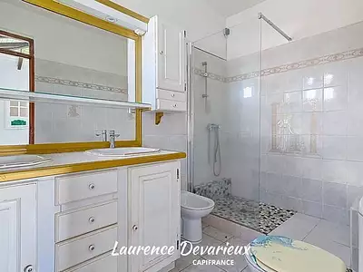 Maison, 204 m²