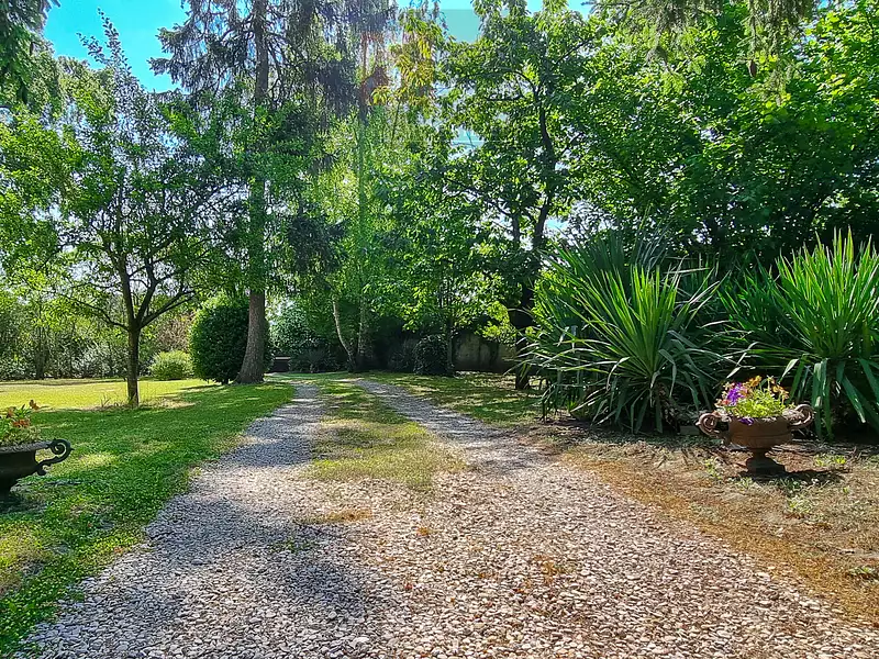 Maison, 370 m²