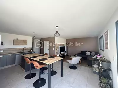 Maison, 94 m²
