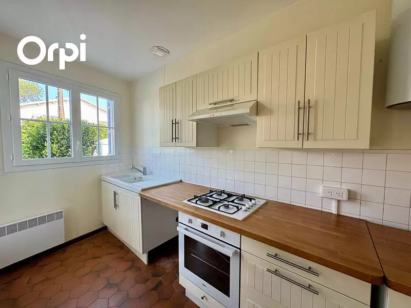 Maison, 75 m²