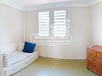 Maison, 218 m²