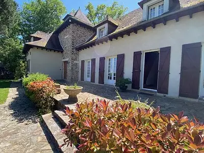 Maison, 311 m²