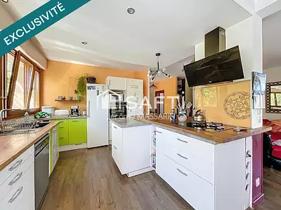 Maison, 205 m²