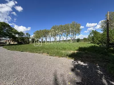 Terrain, 1 056 m²