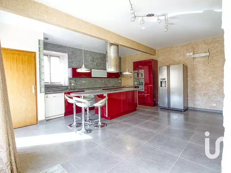 Maison, 137 m²