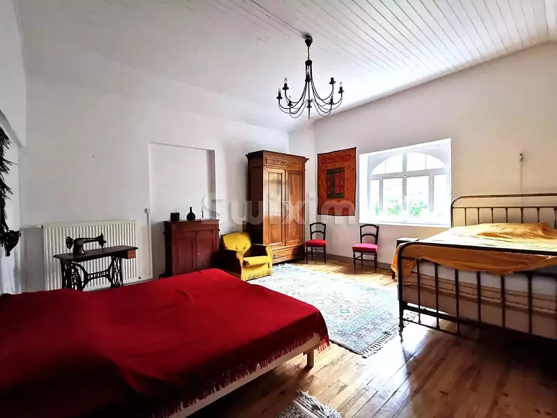 Maison, 305 m²