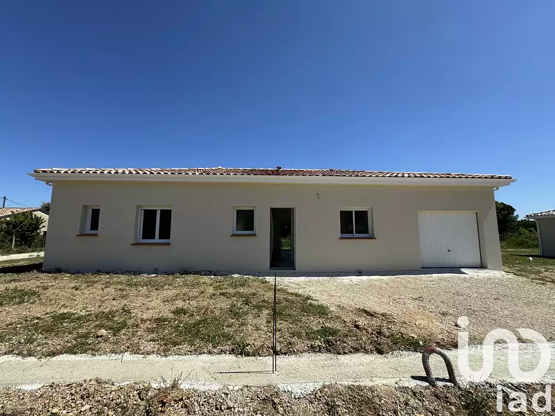Maison, 99 m²