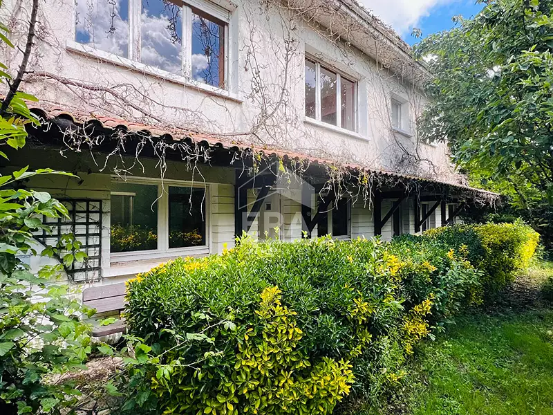 Maison, 295 m²