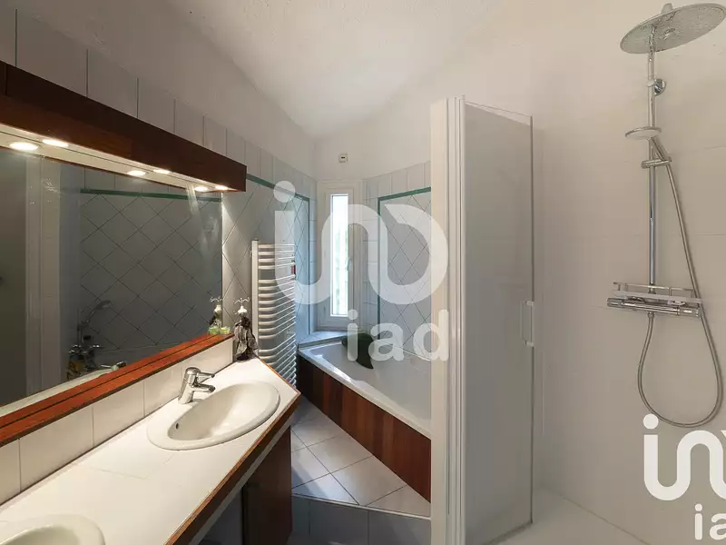 Maison, 174 m²