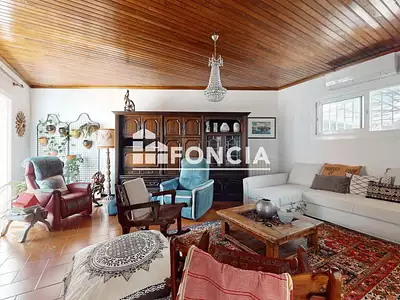 Maison, 248 m²