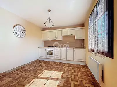 Maison, 99 m²