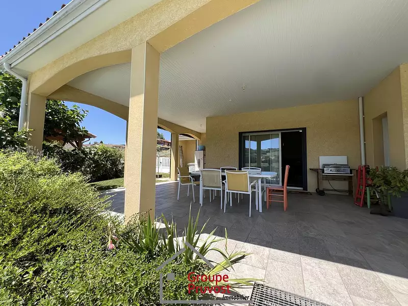Maison, 174 m²