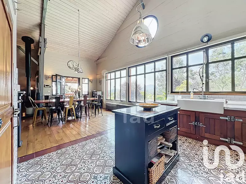 Maison, 270 m²