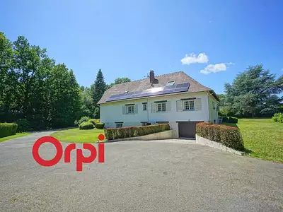 Maison, 238 m²