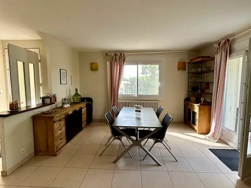 Maison, 143 m²
