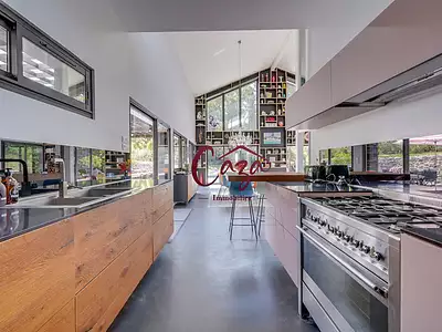 Maison, 335 m²
