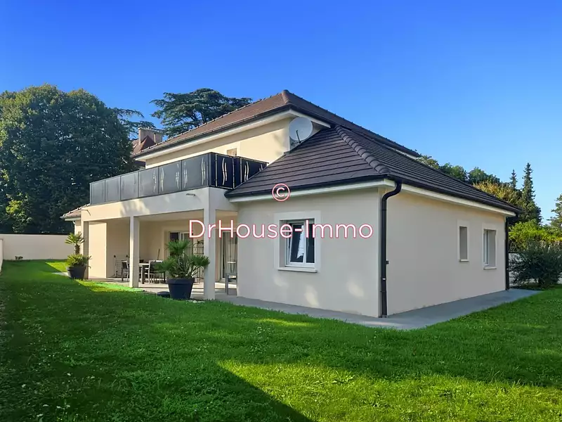 Maison, 153 m²