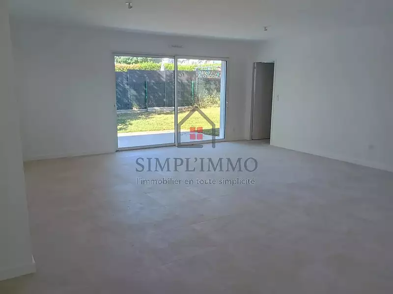 Maison, 99 m²